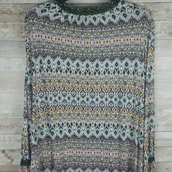 ReCreation, 0012, BOHO top with grn, gld and burg. - Picture 5 of 6